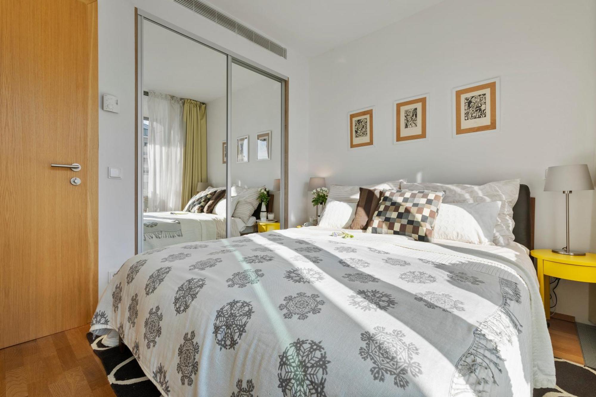 Escape Riverfront 2 Bedroom With Balcony Appartement Bratislava